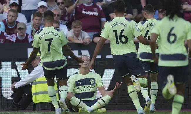 高效对决！马威10中9拿20分，艾顿11中10砍20分13板（效率拉满！马威10投9中砍20分，艾顿11投10中拿20分13篮板）