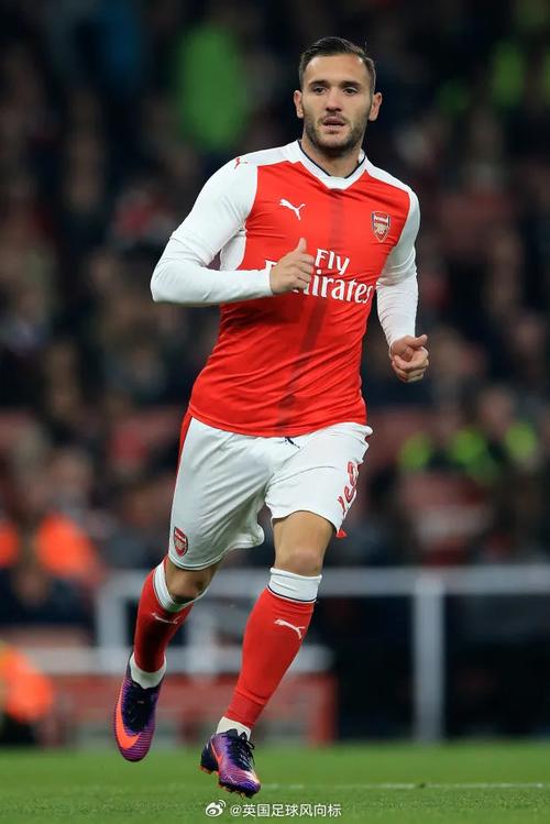 手感冰凉！杜兰特半场7中1仅得3分（杜兰特状态低迷，半场7投仅1中拿下3分）